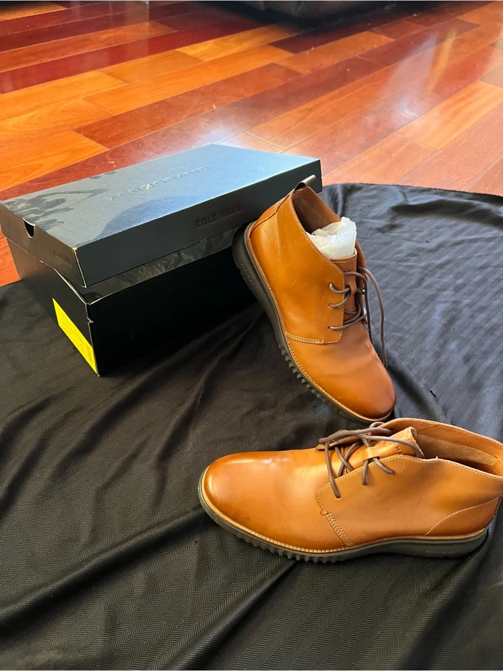 Cole Haan 2.ZERØGRAND Chukka Boots British Tan Men’s 9.5 M
